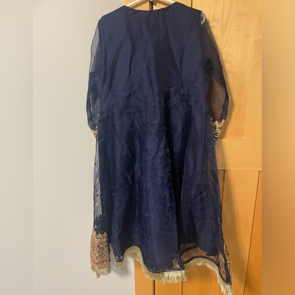 Maria B Girls Formal Dress NWOT Sz 6–8 Navy Blue Embroidered Eid/Wedding Outfit - Picture 6 of 11